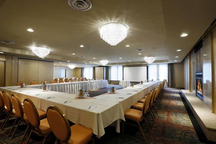 Meeting facility