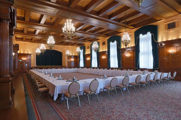 Meeting facility
